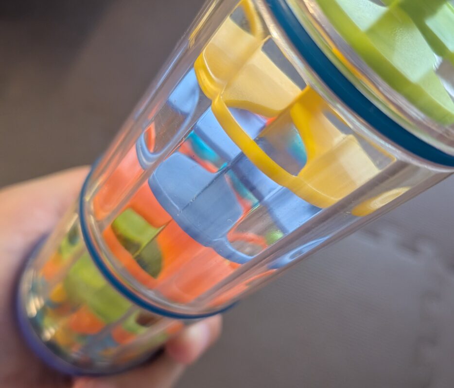 ミニレインボーメーカーがアップっで映っている写真