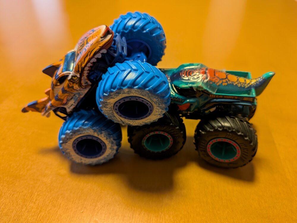 タイガーシャークとメガレックスが映っている写真