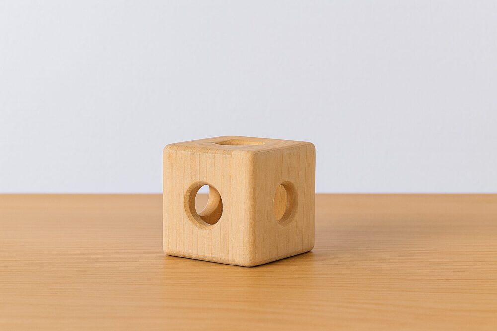 鈴のサイコロの画像